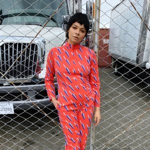 Nooworks Devo Suit Knives